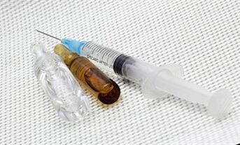Injections d'analgésiques pour la prostatite.