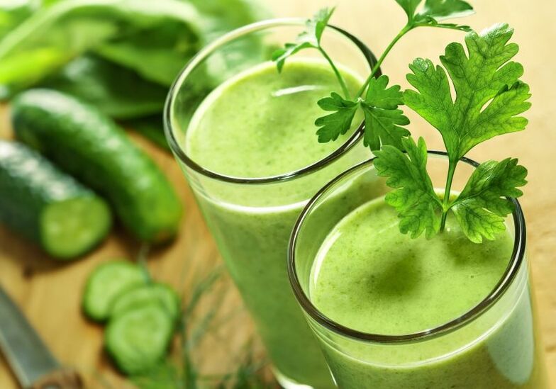 Jus de concombre au persil pour la prostatite.